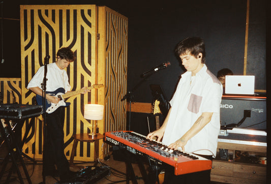 Free Finga: Live 09.17